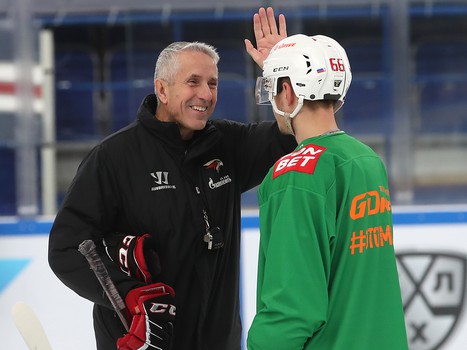 Раскатка «Авангарда» перед выездным матчем с «Нефтехимиком»