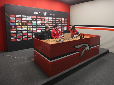 Открытая тренировка «Авангарда» перед стартом финала Востока