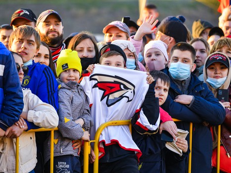 «Авангард» привёз Кубок Гагарина в Омск!