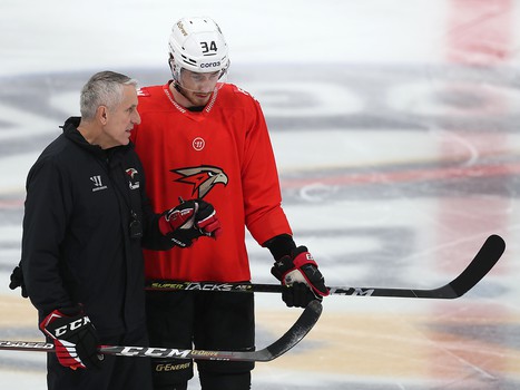 Тренировка «Авангарда» перед первым матчем серии в Магнитогорске