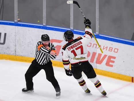 Пятый игровой день финала Первенства ЮХЛ в Омске