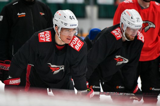 Раскатка «Авангарда» перед матчем в Казани