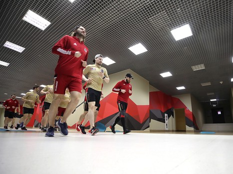 Открытая тренировка «Авангарда» перед домашними матчами финала Кубка Гагарина