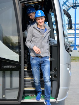 Экскурсия "Авангарда"-2000 на Омском НПЗ