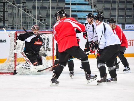 Раскатка "Авангарда" перед стартовым матчем сезона с "Югрой"
