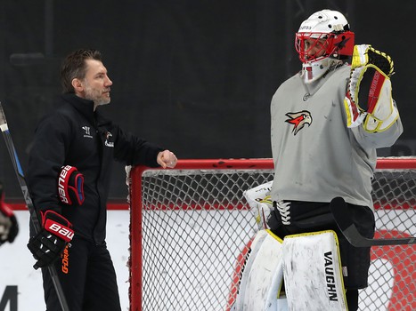 Открытая тренировка «Авангарда» перед стартом финала Востока