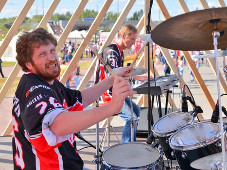 "Территория Авангарда". Часть 1. Площадь у арены