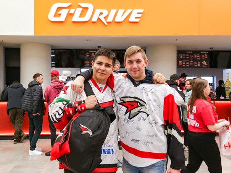 «Авангард» - «Сибирь» 2:1. Вокруг матча