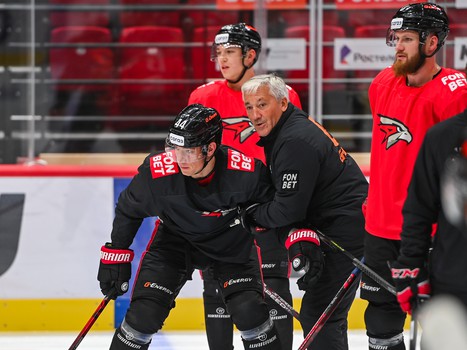 Раскатка «Авангарда» перед домашним матчем с «Сибирью»