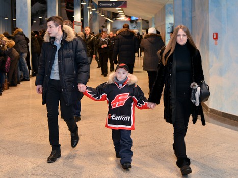 Наша атмосфера. Как поддерживали "Авангард" в сибирском дерби