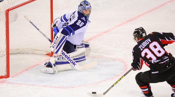 Решающий второй период. Итоги второго матча серии "Авангард" - "Нефтехимик": видео + инфографика