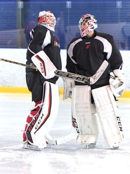 Перед игрой с "Пиратами". Тренировка на льду