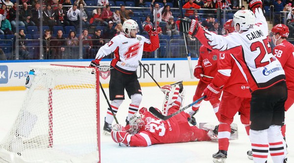 Деннис Эверберг: "Не реализуешь большинство - тебя за это наказывают"
