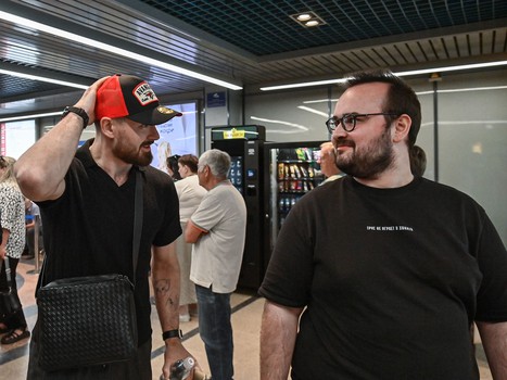 Артём Блажиевский прилетел в Омск