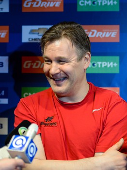 Открытая тренировка "Авангарда" для СМИ перед стартом серии с "Ак Барсом"