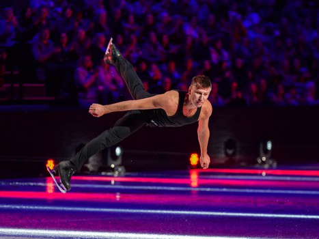 Ледовое шоу Ильи Авербуха «Чемпионы»