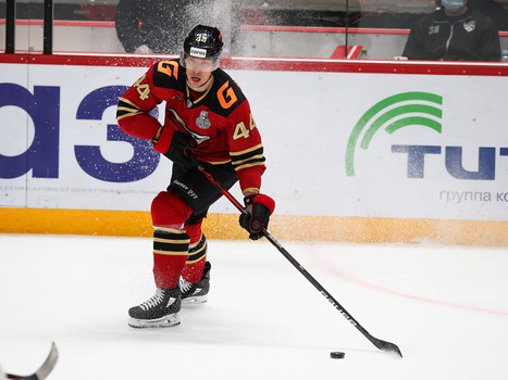 18.03.2021. 1/2 финала, 1 матч. «Авангард» - «Металлург» Мг 2:5