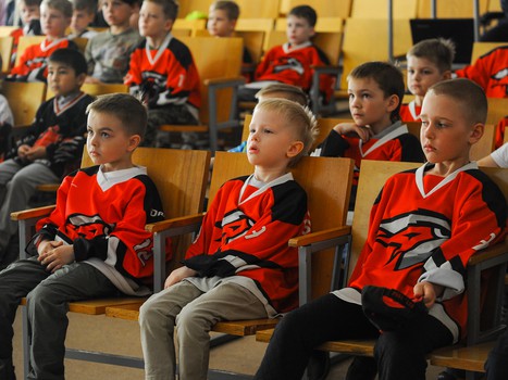 Экскурсия в Омский кадетский военный корпус для маленьких «ястребов»