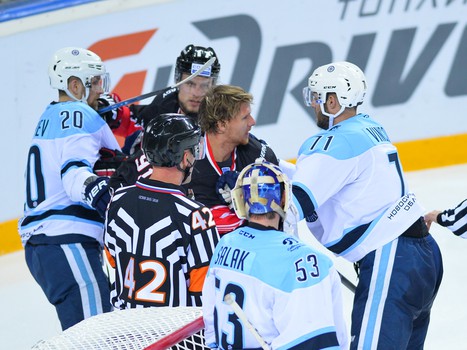 08.10.2015. "Авангард" - "Сибирь" 3:2Б