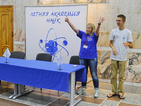 Юнас Анелев и Андре Петерссон в "Летней академии наук"