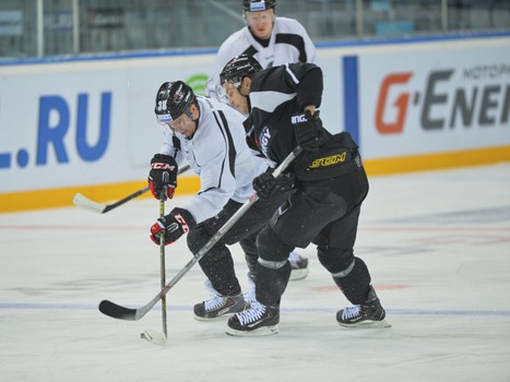Тренировка "Авангарда" перед матчем с "Югрой"