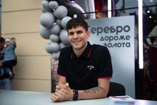 Никита Серебряков на вечеринке Буэнос Летос