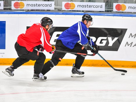 Раскатка "Авангарда" перед первым матчем сезона с рижским "Динамо"