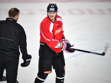 Раскатка "Авангарда" перед первым матчем в 2017 году