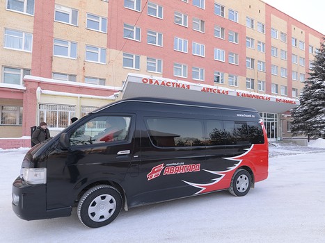 "Авангард" в гостях у детей, проходящих лечение в гематологическом отделении ОДКБ