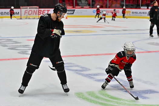 Тренировка воспитанников Хоккейной Академии «Авангард» 2019 года рождения на G-Drive Арене