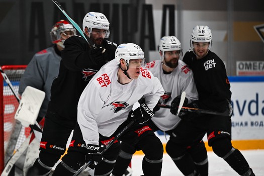 Тренировка «Авангарда» перед матчем во Владивостоке