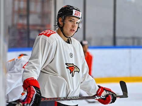 Тренировка «Авангарда» перед отправлением на турнир в Сочи