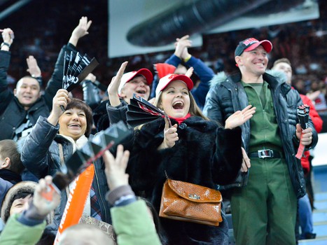 Наша атмосфера. Как поддерживали "Авангард" в сибирском дерби