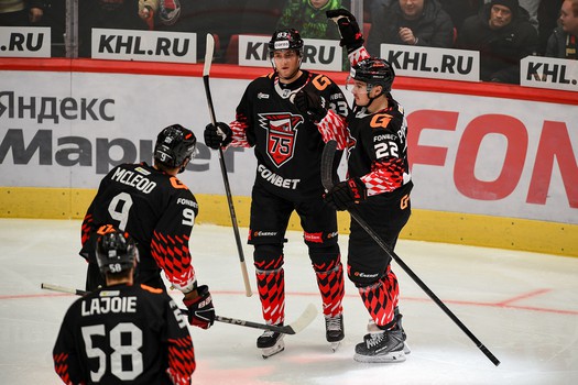 28.12.2025. «Авангард» - «Лада» 4:3 Б