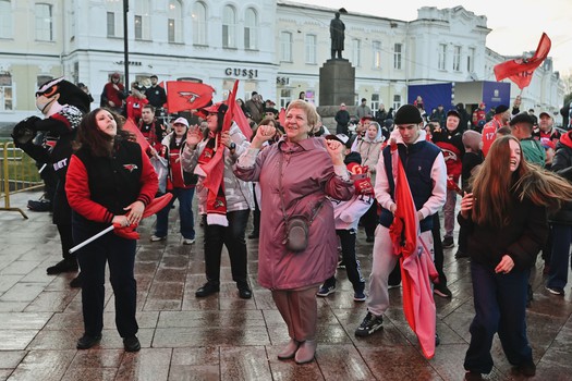 Фан-зона «Авангарда» на Пешеходном Любинском