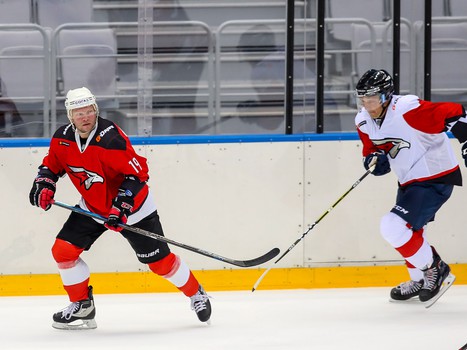 Сборная «Авангард» - Сборная «Газпром нефть» 10:4