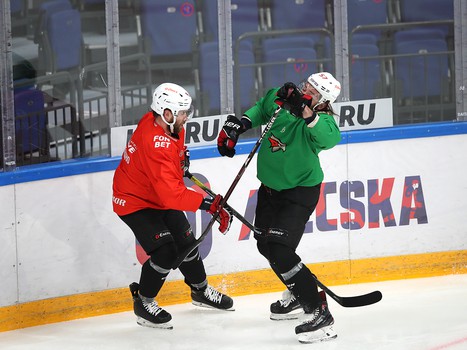 Тренировка «Авангарда» перед стартом финала Кубка Гагарина