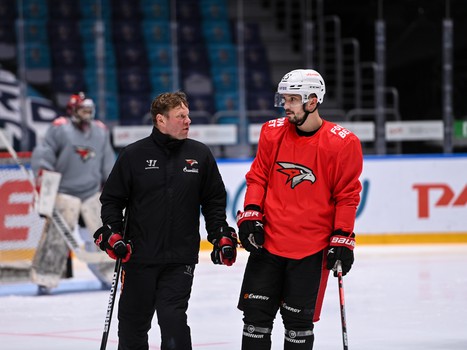 Раскатка «Авангарда» перед матчем в Сочи