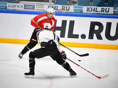 Раскатка "Авангарда" перед выездным матчем с "Барысом"