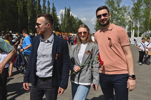 Возложение цветов в Парке Победы