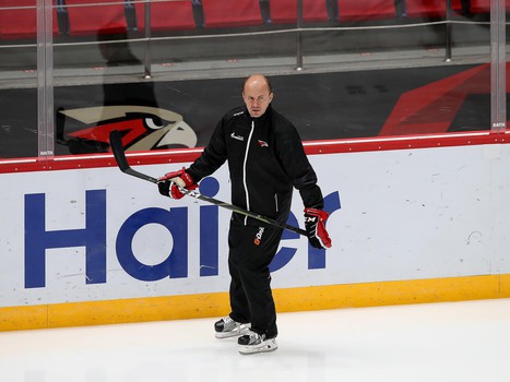 Снова на льду. «Авангард» вернулся к работе