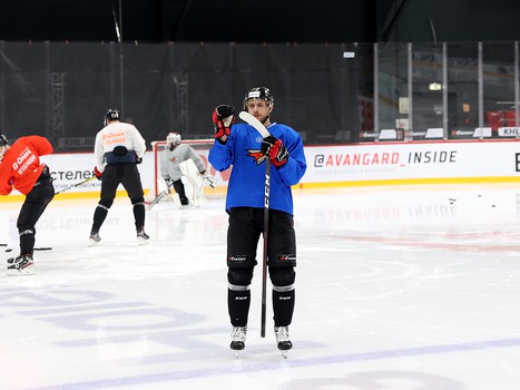 Тренировка «Авангарда» во время паузы в чемпионате