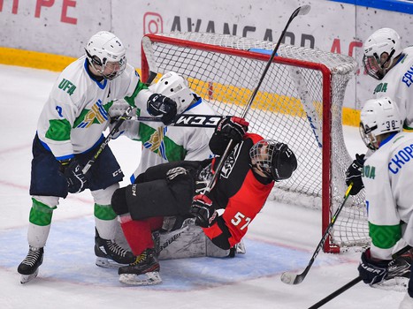 Заключительный день финала Первенства ЮХЛ в Омске