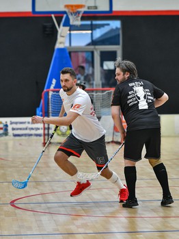 Товарищеский матч по флорболу. «Охранники Крылова» - «Мощные СМИ» 10:2