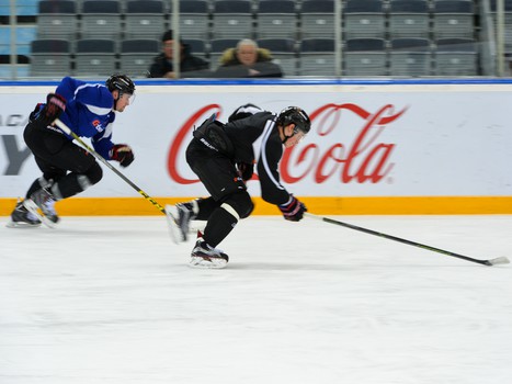 Раскатка "Авангарда" перед домашним матчем с "Нефтехимиком"