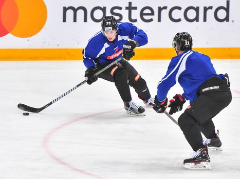 Открытая тренировка "Авангарда" для СМИ