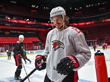 Открытая тренировка «Авангарда» перед финалом Востока