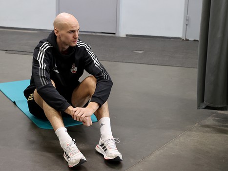 Тренировка «Авангарда» перед вторым матчем серии с «Ак Барсом»