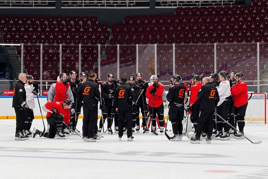 Открытая тренировка «Авангарда» в Санкт-Петербурге