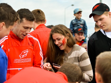 "Территория Авангарда". Часть 1. Площадь у "Арены Омск"